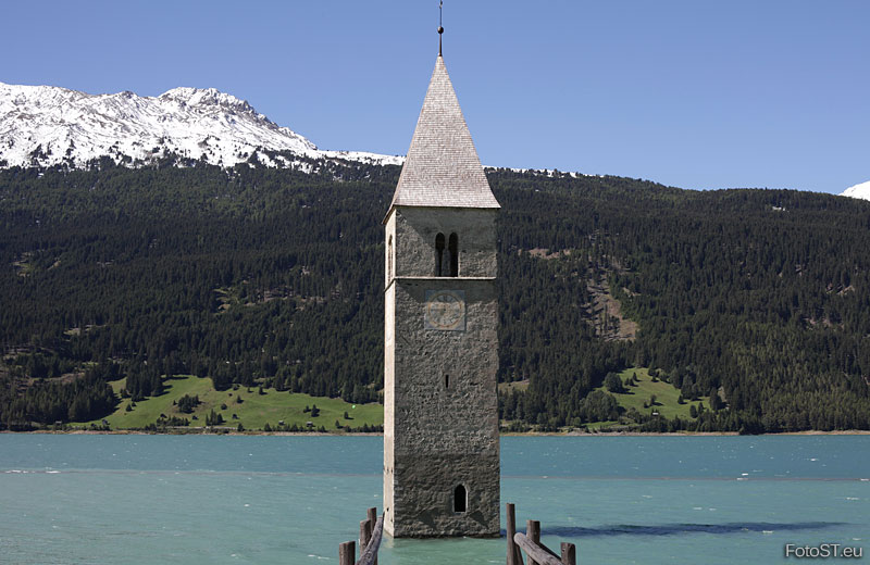 http://www.urlaub-vinschgau.net/CustomerData/143/Files/Images/kultur-natur/reschensee-turm-graun.jpg